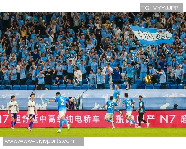 探寻深圳足球队的速度之谜与技术魅力的深度解析 探寻深圳足球队的速度之谜与技术魅力的深度解析