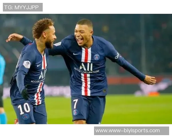 重庆足球队在欧冠赛场的包夹战术分析与得失评估