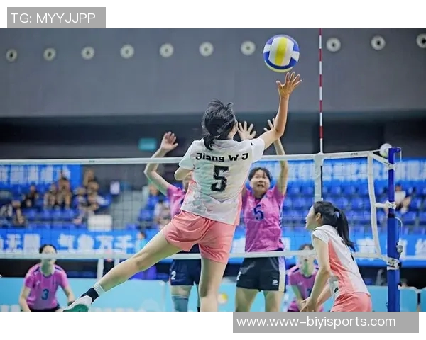 成都排球队的奋斗历程与荣耀之路全景纪实